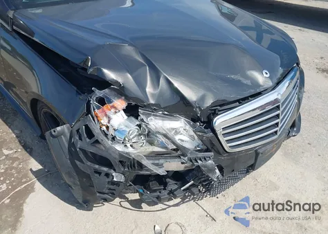 2011 Mercedes-Benz E 550 4Matic из США, поврежденный, VIN WDDHF9AB9BA292806